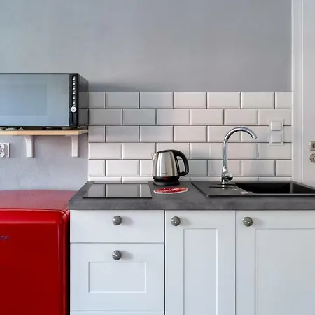 Lipstick House Rynek